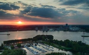 Lake Weerwater during sunset