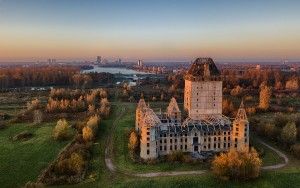 Drone sunset at Almere castle