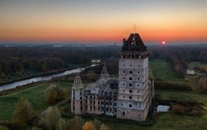 Almere Castle from my drone during sunset