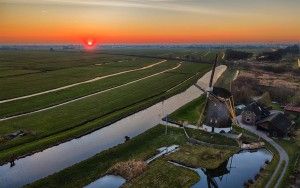 Windmill Meermolen de Onrust during sunset