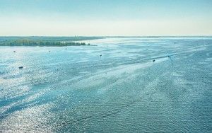 Sailing boats on lake Gooimeer