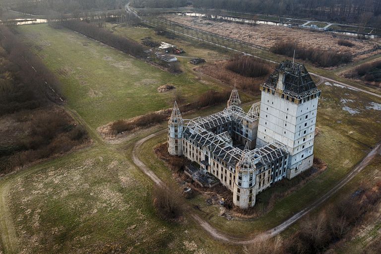 Almere Castle from above