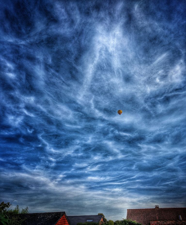 Hot air balloon